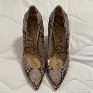 Sam Edelman Women's Snakeskin Rose Gold Pumps - NWT